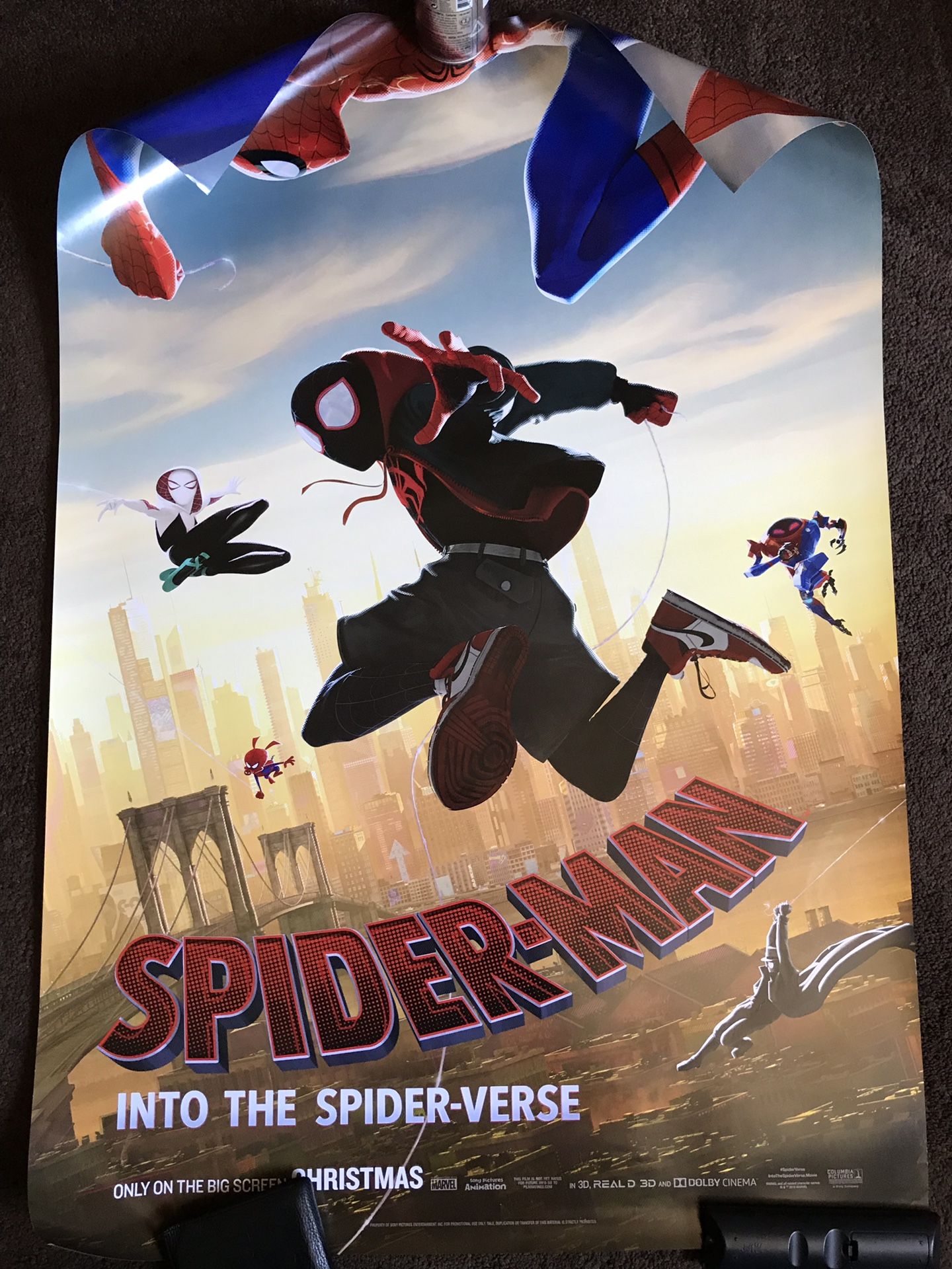 Spider-Man Into the Spider-Verse 27x40 theatrical Movie Poster