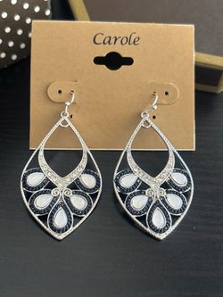 Stunning Navy Blue and Silver Drop Earrings