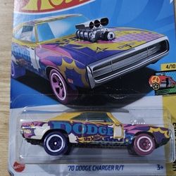 Hotwheels 70 Dodge Charger (Pop Out Engine)