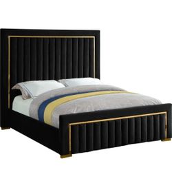 Dolce Velvet Black King Bed (3 Boxes)

