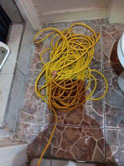 Southwire 100 Ft Heavy Duty Extensión Cord