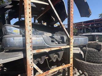 2001 Tundra chrome rear bumper assy