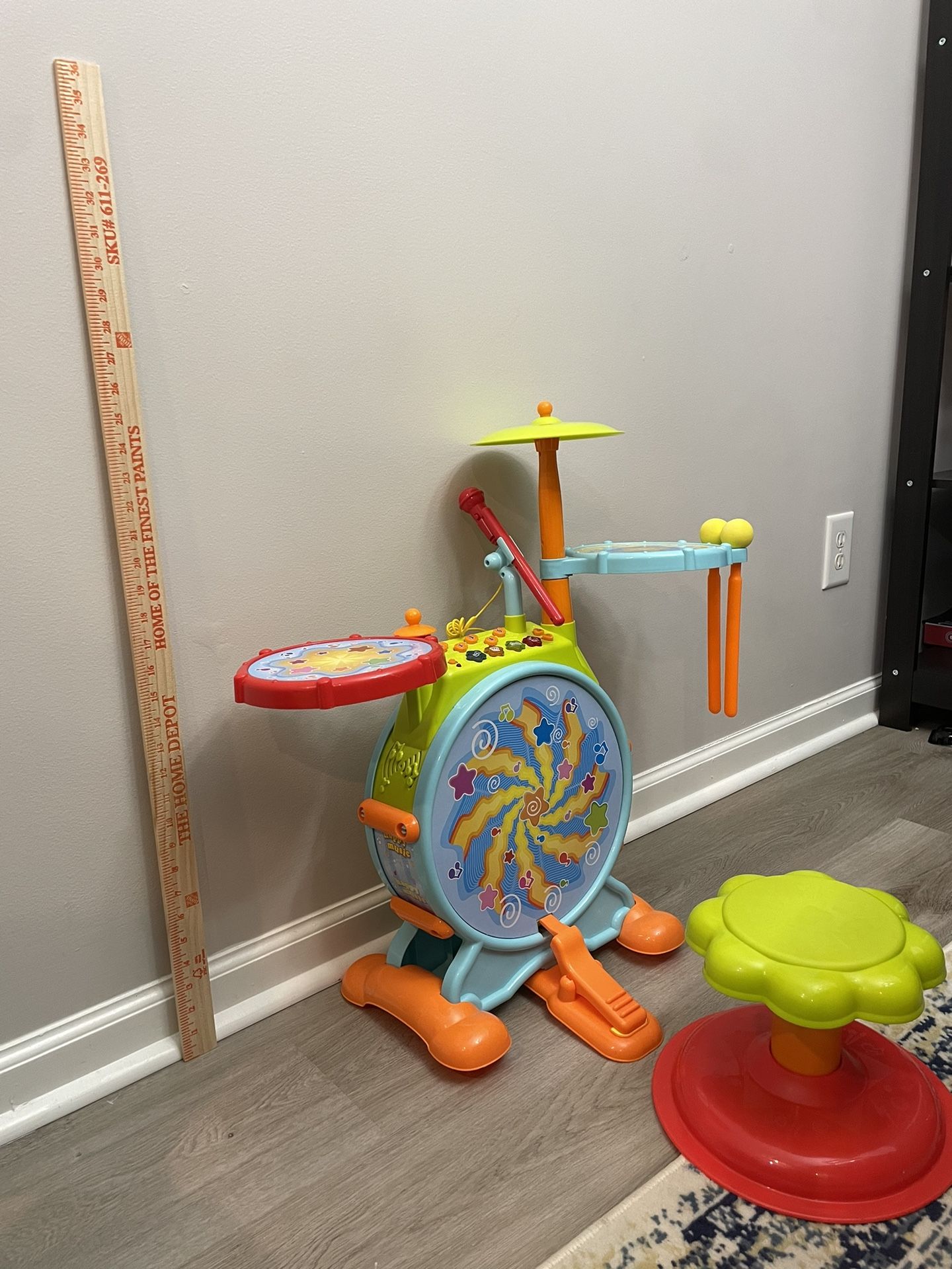 Toddler / Kid Drum Set