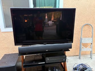 Samsung Tv 50 inches with Tv Stand blu ray speaker and soundbar