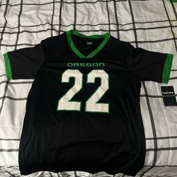 Oregon Ducks Shirt/Jersey Size Medium Brand New (GREAT FOR CHIRSTMAS)