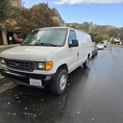 2003 Ford E-250
