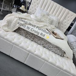 ✨️ Queen, King Storage Bed Frame ✨️ Furniture Sectionals, Dining Avail 