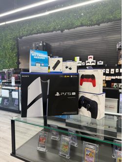 PlayStation 5 pro (BUNDLES AVAILABE) “SOLD ON FINANCE”