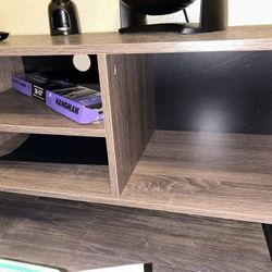 Wooden Tv Stand 