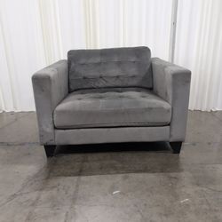 Siyang County Chenguang Furniture Gray Velvet Tufted Armchair