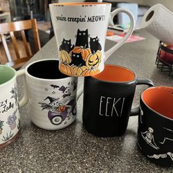 Cute Halloween mug lot