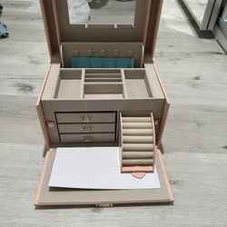Vlando Jewelry Box (pink)