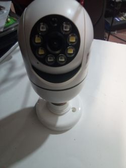 Light Bulb Security Camera with Night Vision