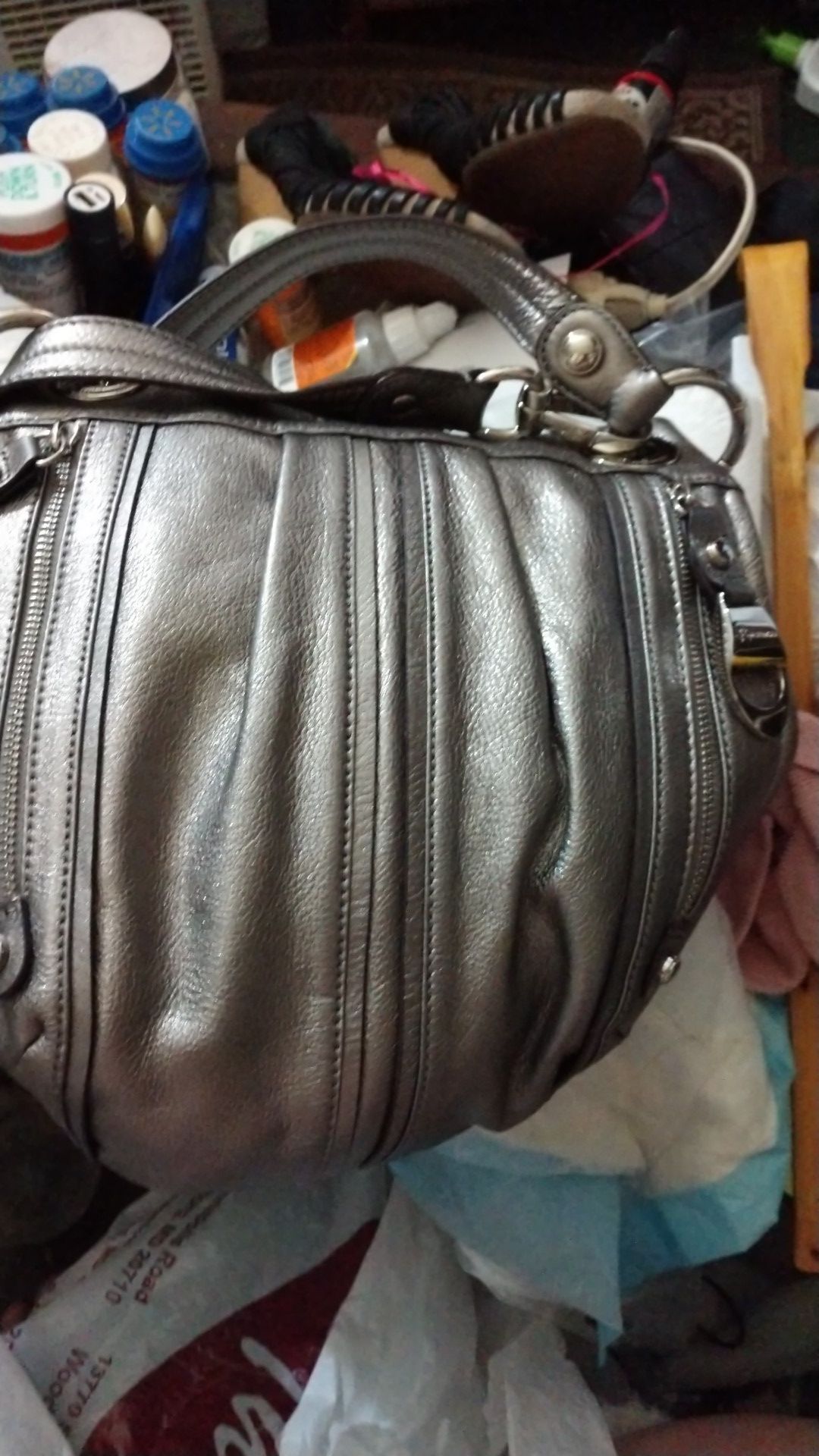 B makrkski crossbody