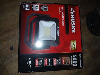 New Husky 5000 Lumens Rechargeable LED Work Light (Cordless)
