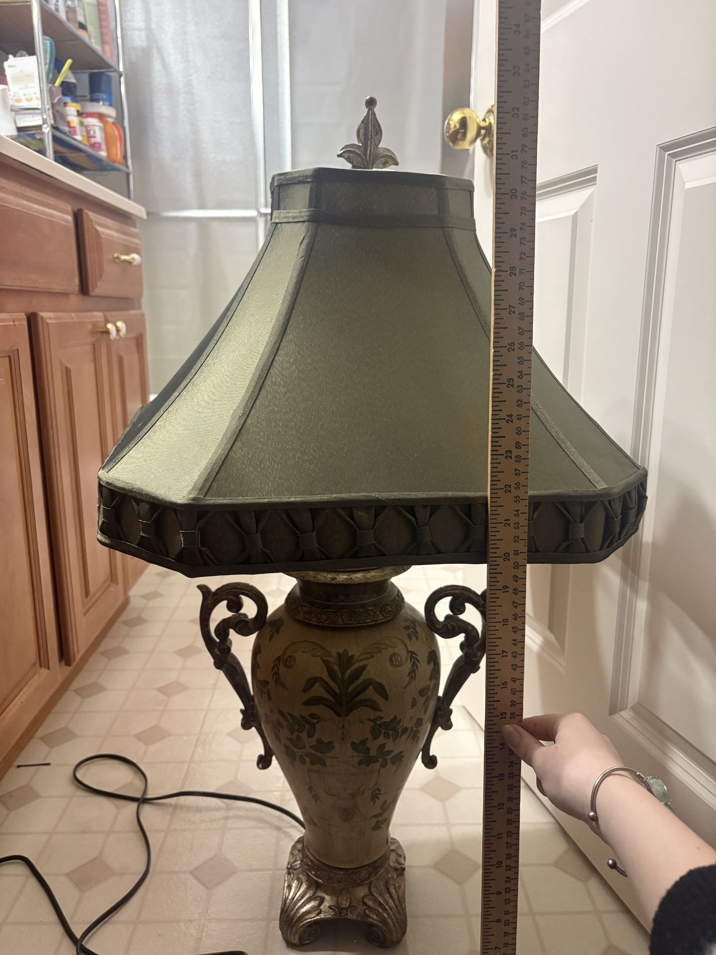 Antique 3-way Oriental Lamp w/ Shade + Bulb 32in