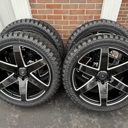 NEW 24 inch gloss black/milled wheels and atturo xt 285/40r24 tires