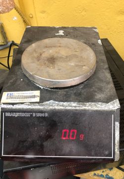 Ohaus 1500 g digital scale