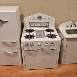 Pottery Barn Kids Play Kitchen 