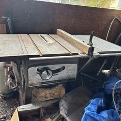 Craftsman Bench Saw 