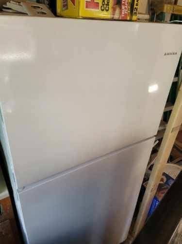 Amana refrigerator Dishwasher And Range Stove