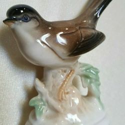 Norleans Porcelain Bird Figurine