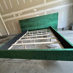 Queen Size Velvet Frame DELIVERY & SET UP INC