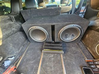 12s jl audio w3v3 & 1200.1 kicker amp 400 firm