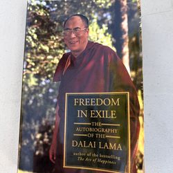 Freedom In Exile Book By The Dali Lama 