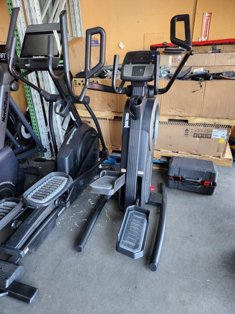 Proform HIIT Trainer  - HL elliptical Cross trainer  - 300$ 