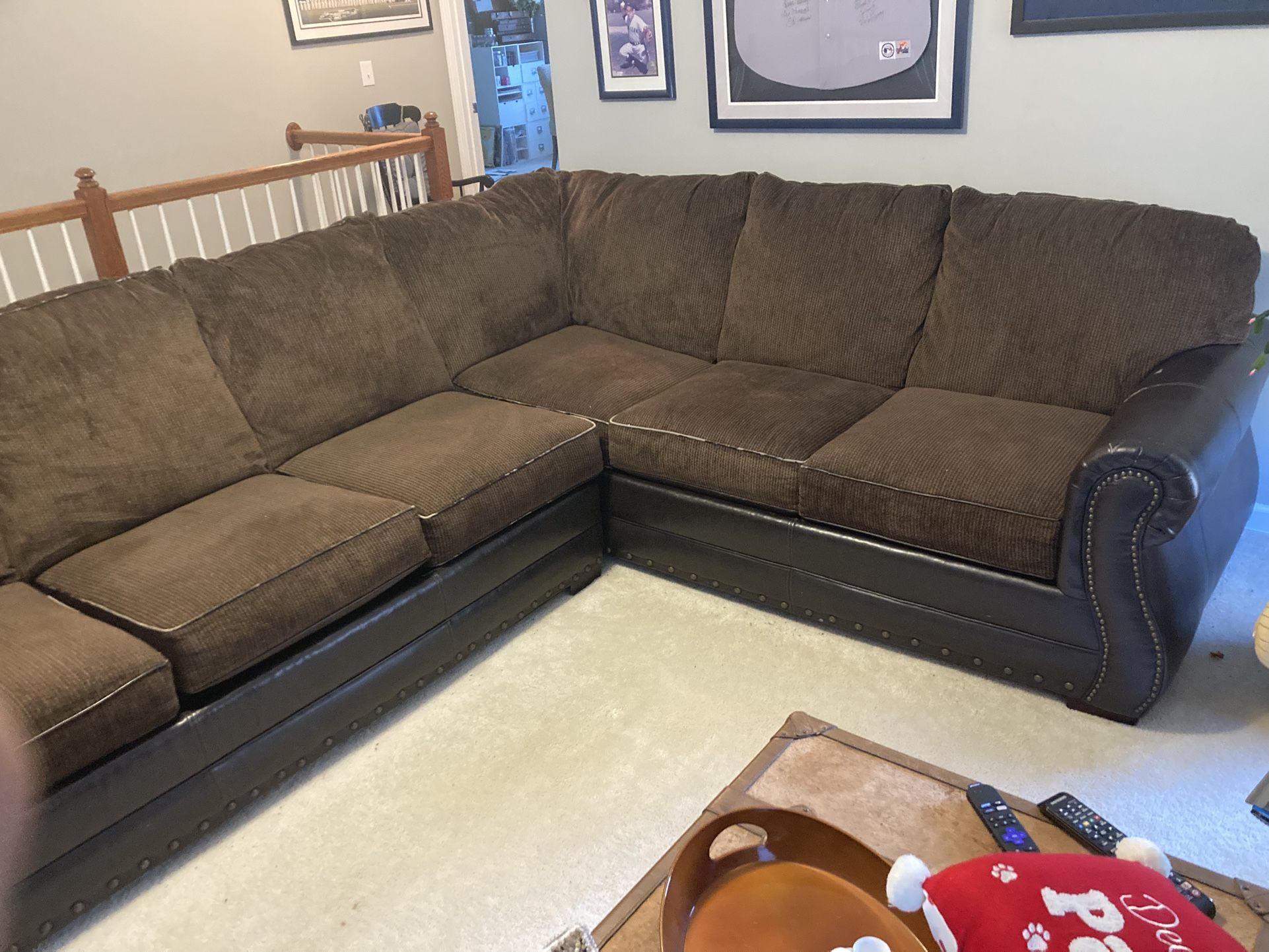 Sectional sofa