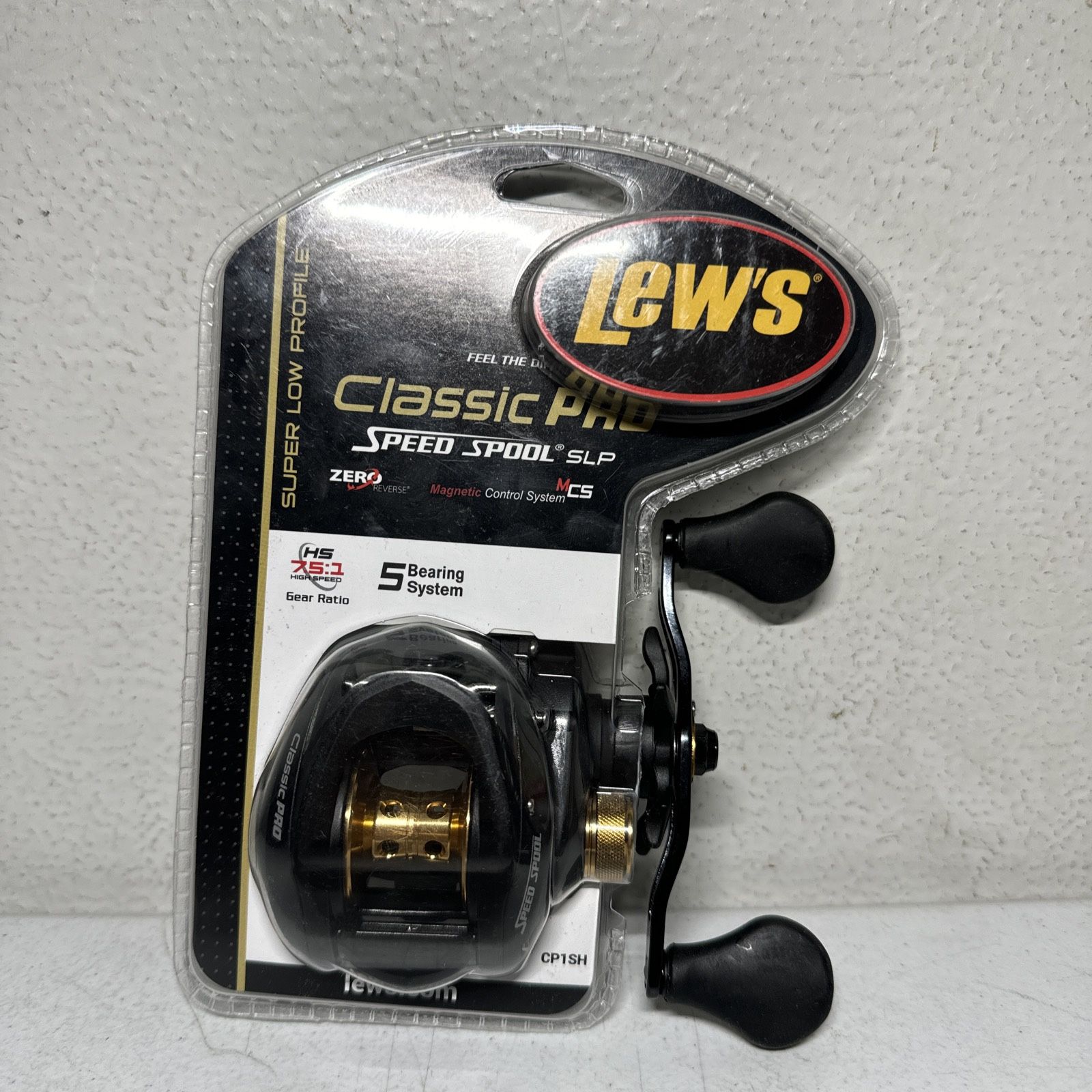 Lews Classic Pro Speed Spool CP1SH Baitcast Fishing Reel for Sale in