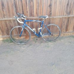 Novara Divano 27 Speed Bike 