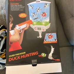 Duck Hunt Over The Door Game