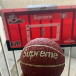 Supreme Spalding mini basketball hoop and ball set