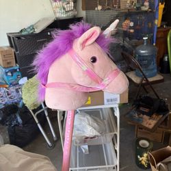 Light up pony/unicorn with music stick