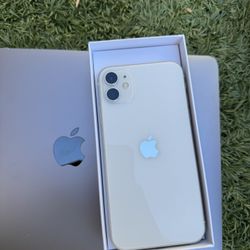 iPhone 11 256GB White Unlocked Any sim 