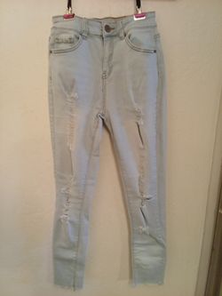 Woman's Bamboo" Slightly Used" (Distressed High Rise Skinny) Acid Wash Jeans (Sz 7/8) 