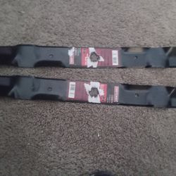 Brand New Craftsman Blade Fits A 42-in Tractor Deck $20.00
