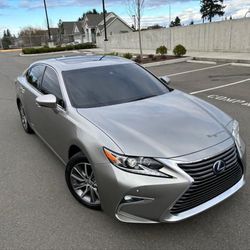 2016 Lexus ES 300h