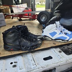 2 Pair Of Nike Size 12