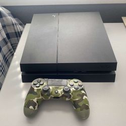 PS4 With Camo Controller 
