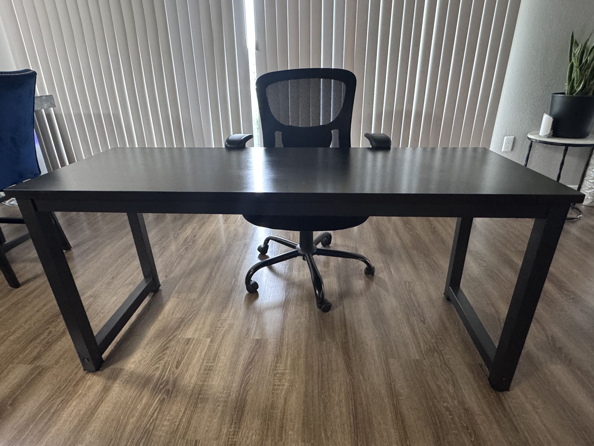 Extra Large Rectangular Desk w/ Chair