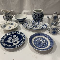 Lot of blue & white ceramic dishes bowls tea pots & pots