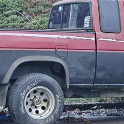 1993 NISSAN 4X4 EXTENDED CAB