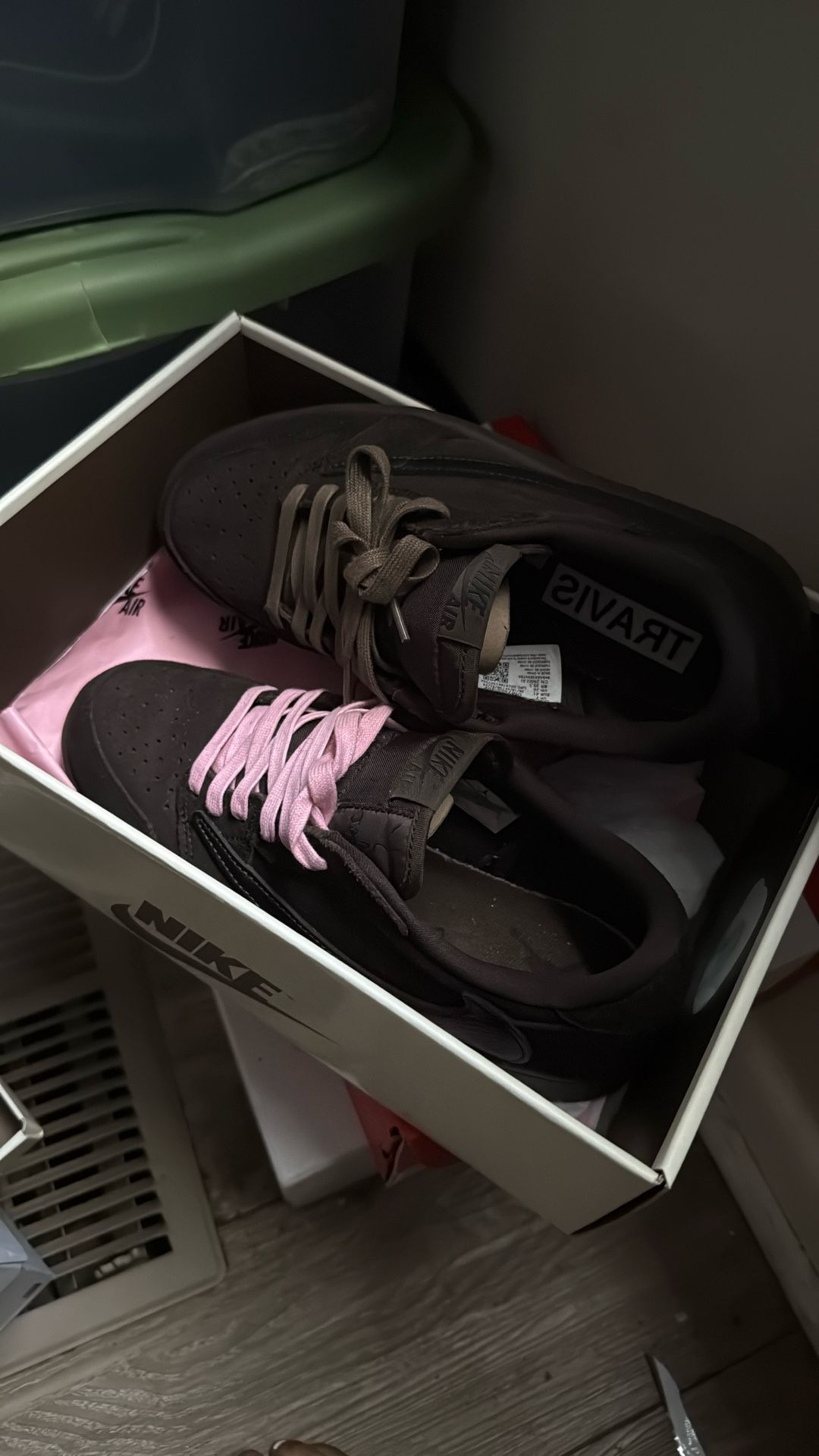 Brown Travis Scott’s