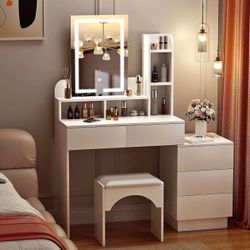  Vanity Desk with Lighted Mirror - Makeup Vanity Table with 3 Color Lighting Modes Adjustable B