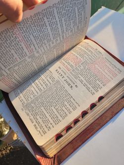 used Holy Bible Gold Cross Edition 1948 Illustrated Red letter Edition &KAS