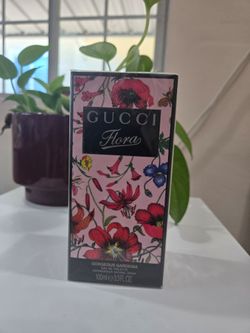 GUCCI flora