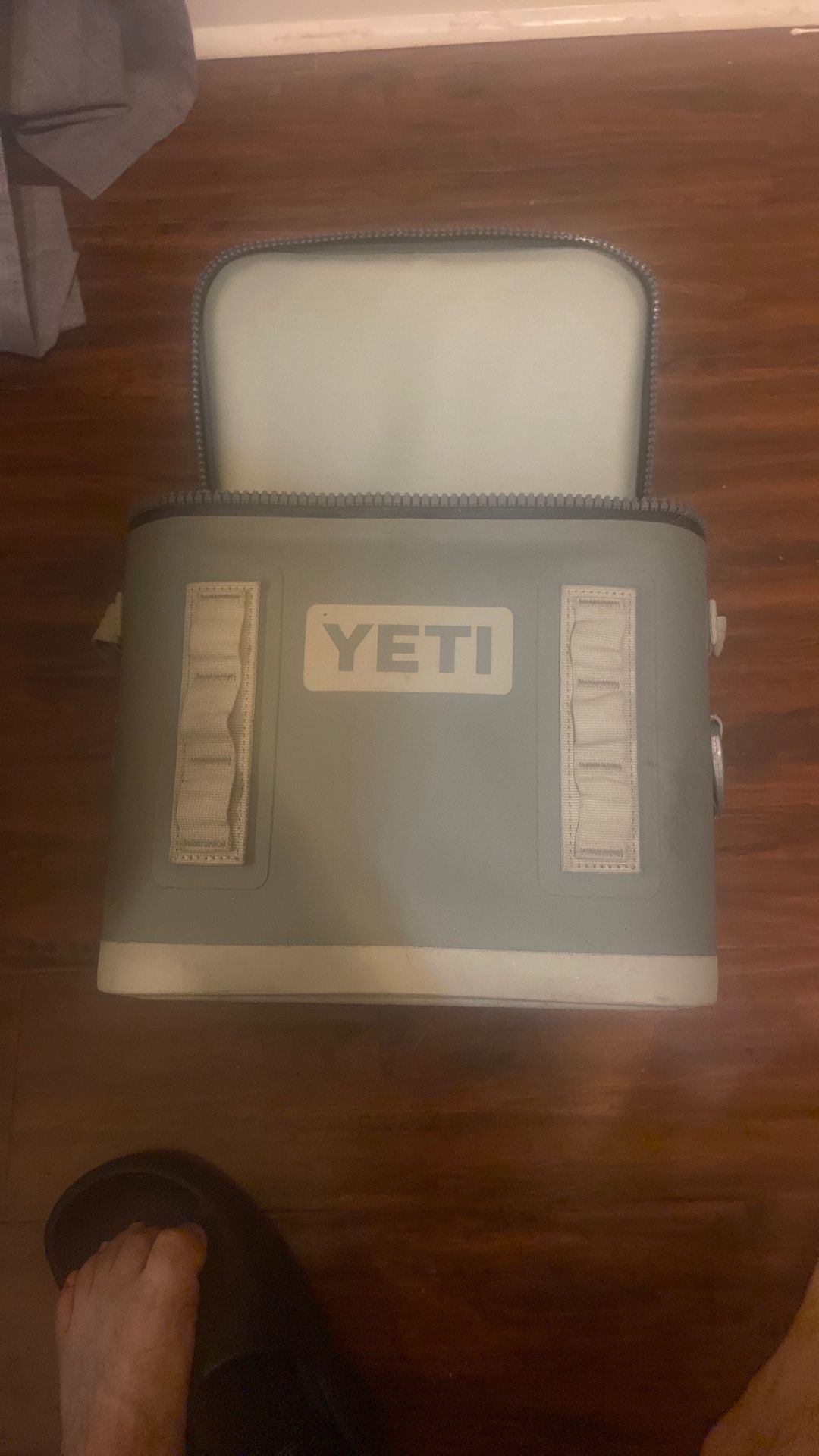 Yeti Cooler 